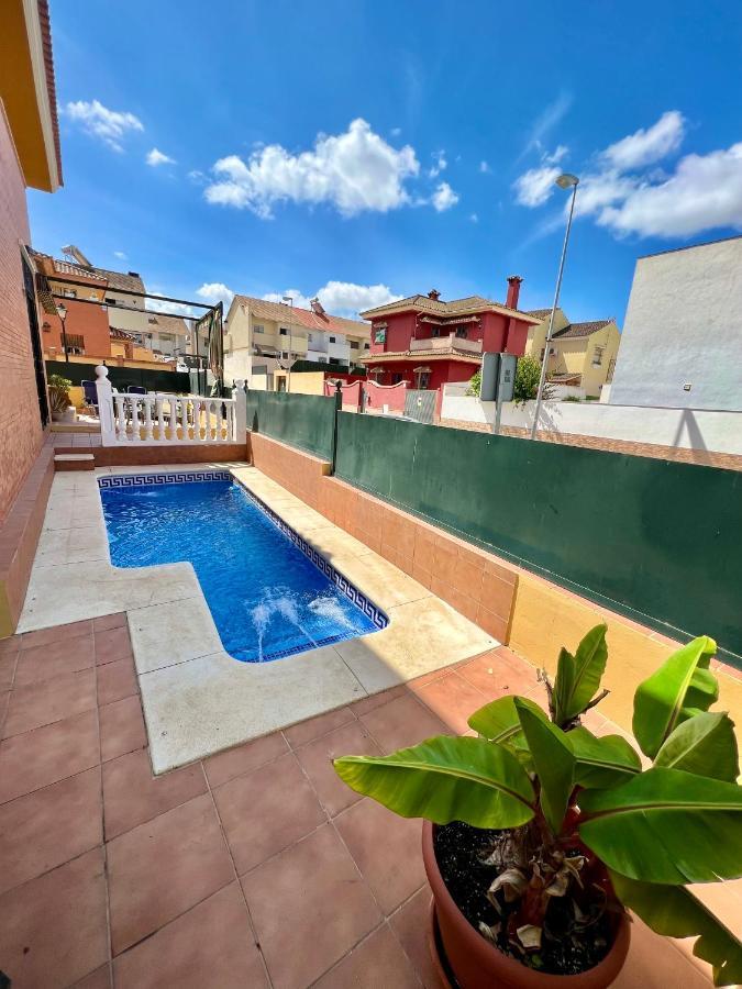 La Casa Del Oro Villa Bormujos Exteriör bild